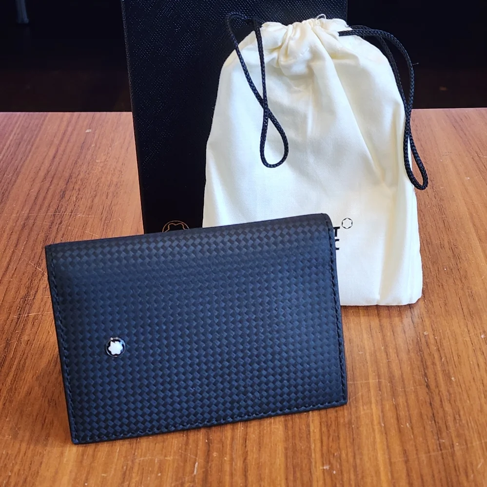 $300 100% Auth Montblanc Leather Card Holder Black with iconic Montblanc Star